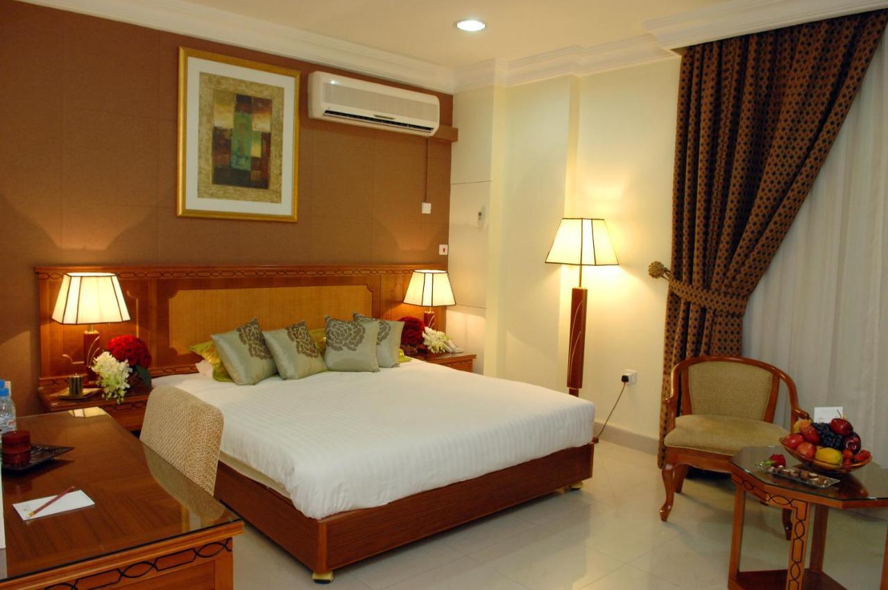 Al Muntazah Plaza Hotel Ad Dawhah Esterno foto