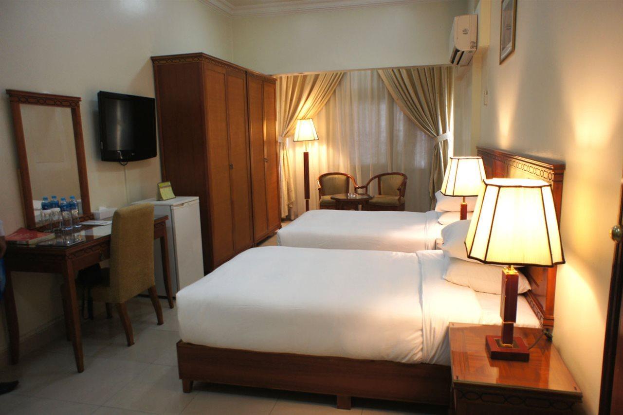 Al Muntazah Plaza Hotel Ad Dawhah Esterno foto