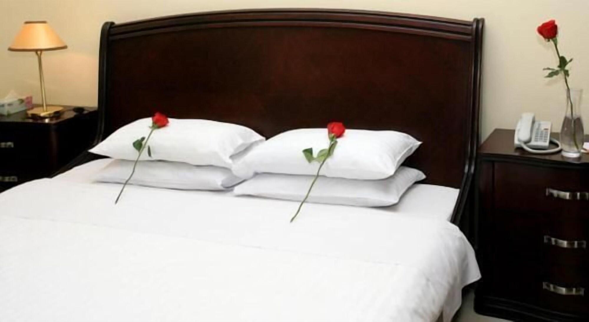 Al Muntazah Plaza Hotel Ad Dawhah Esterno foto