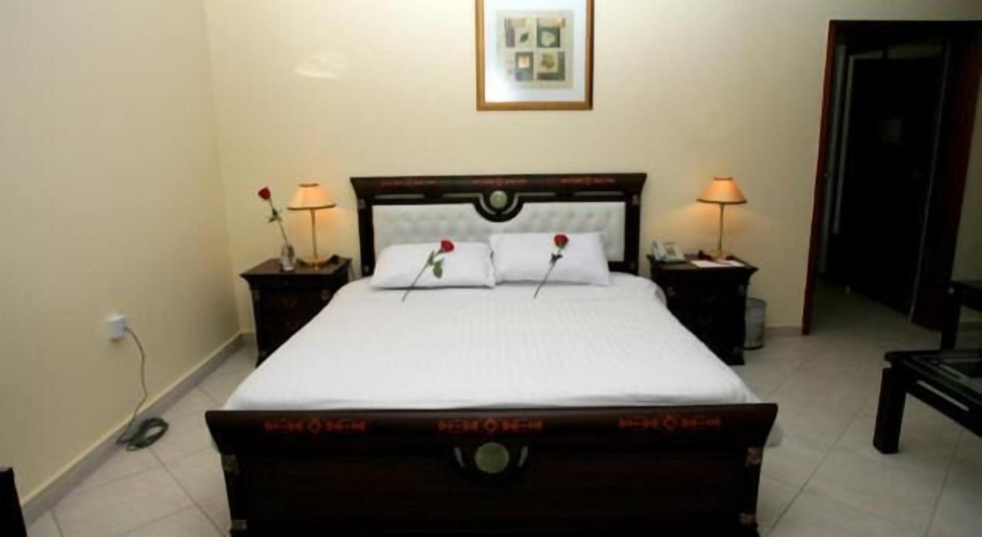 Al Muntazah Plaza Hotel Ad Dawhah Esterno foto