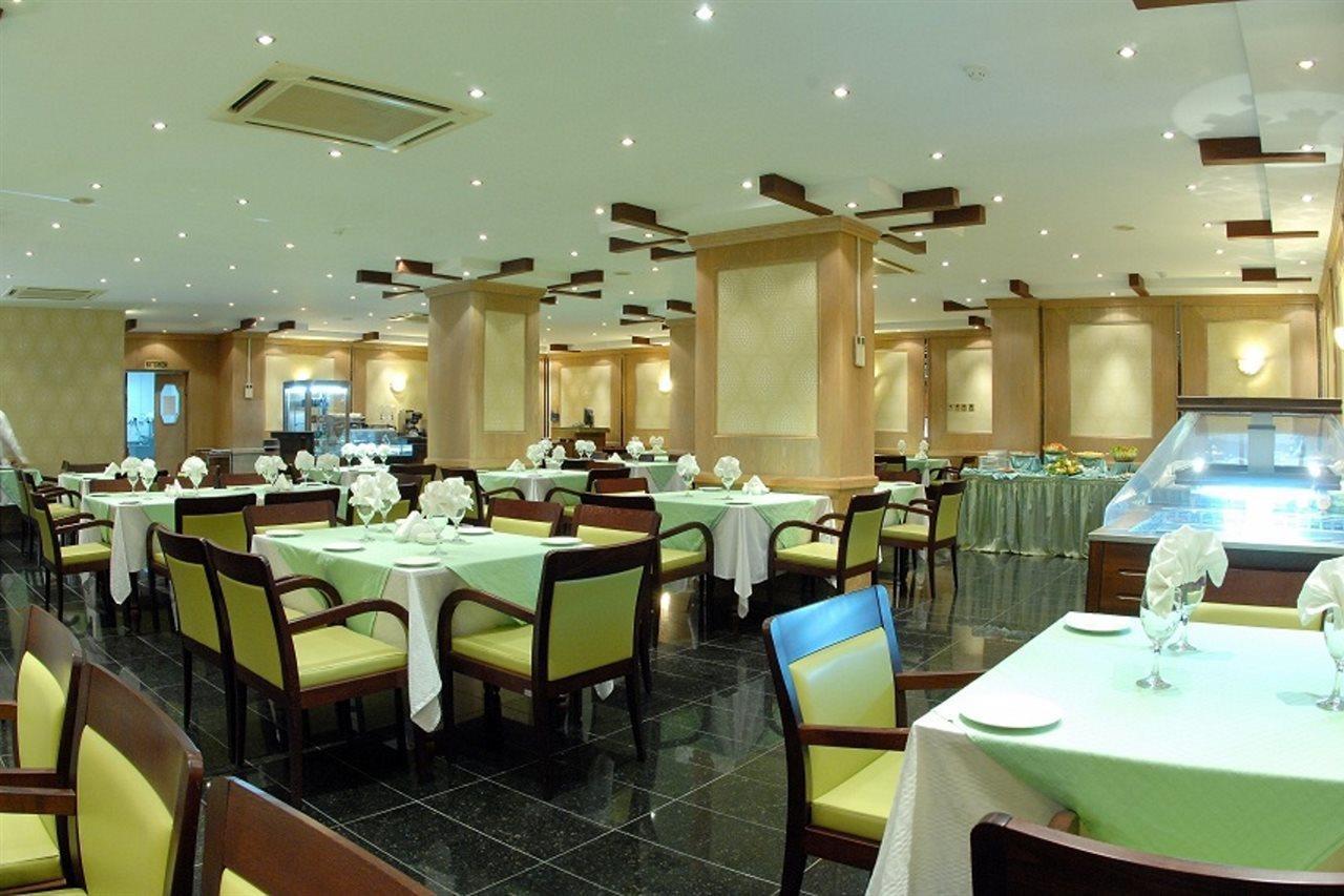 Al Muntazah Plaza Hotel Ad Dawhah Esterno foto