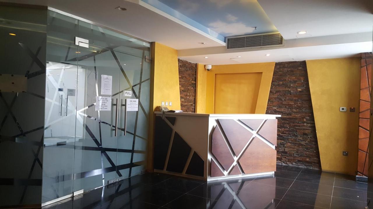 Al Muntazah Plaza Hotel Ad Dawhah Esterno foto
