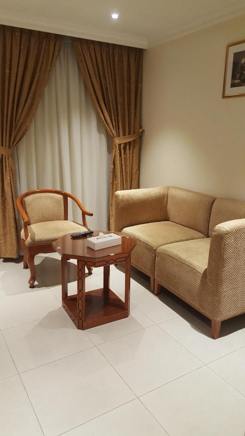 Al Muntazah Plaza Hotel Ad Dawhah Esterno foto
